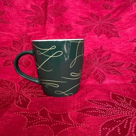 Starbucks 2020 Christmas Mug - Picture 2 of 4